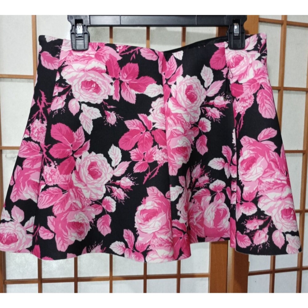 Forever 21 Womens Large  Pink Rose Floral Black Fit Flare Mini Skater Skirt